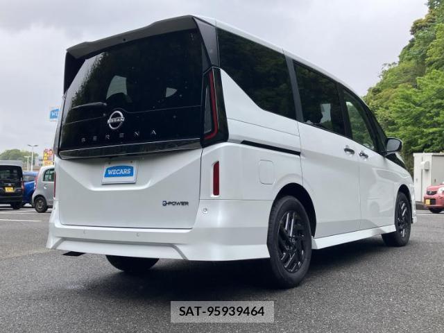 Nissan SERENA 2026-04 8876612-2