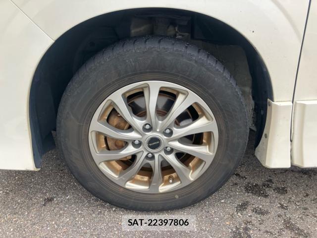 Nissan SERENA 2018-06 8876692-13
