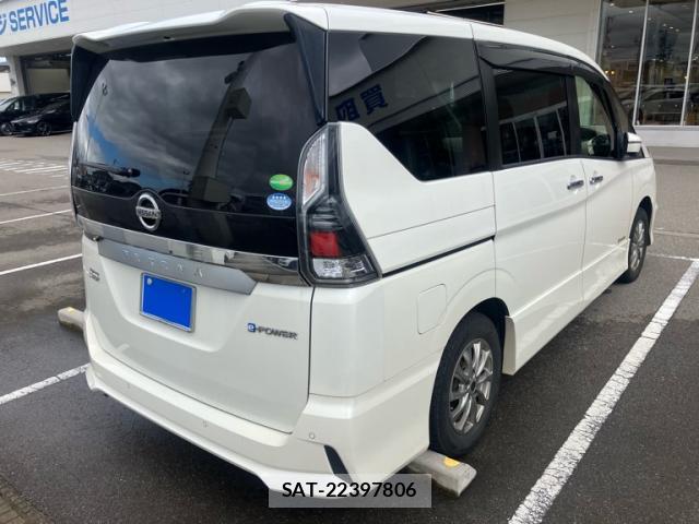 Nissan SERENA 2018-06 8876692-3