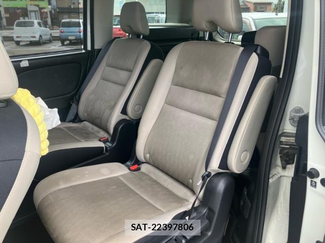 Nissan SERENA 2018-06 8876692-7