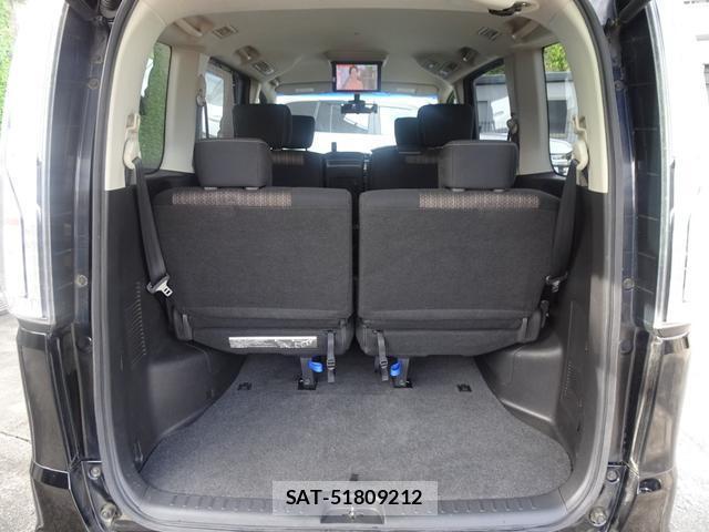 Nissan SERENA 2014-02 8876748-15