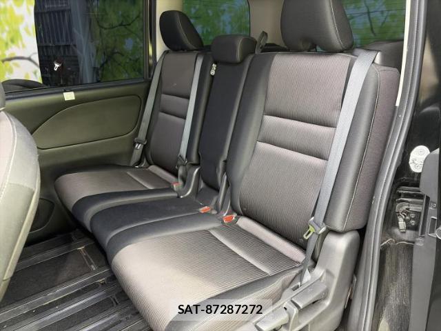 Nissan SERENA 2018-01 8876765-7