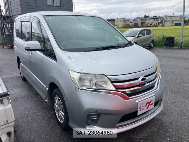 Nissan SERENA 2013-09 8876805-0