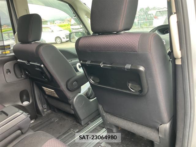 Nissan SERENA 2013-09 8876805-3