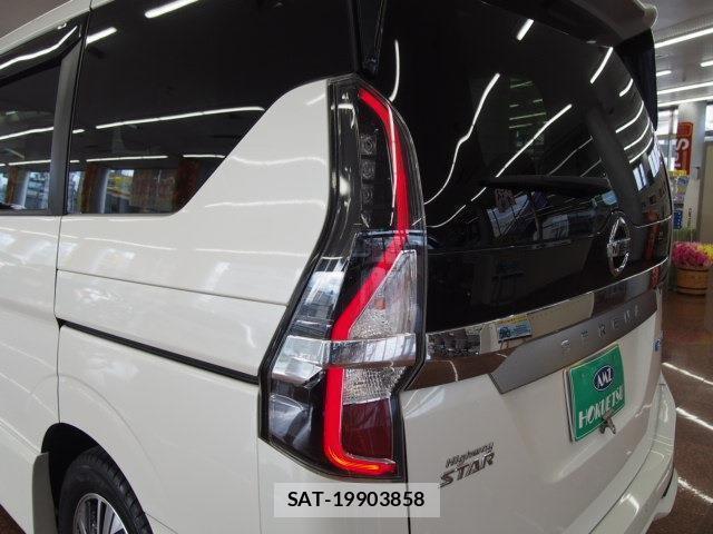 Nissan SERENA 2021-11 8876984-7