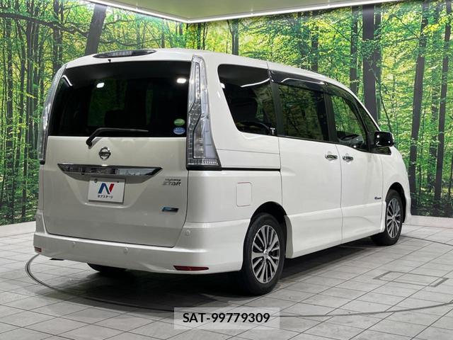 Nissan SERENA 2014-02 8877001-17