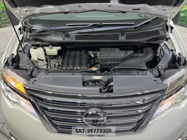 Nissan SERENA 2014-02 8877001-18