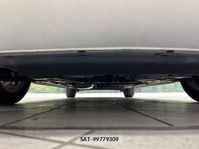 Nissan SERENA 2014-02 8877001-19