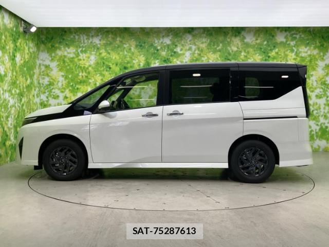 Nissan SERENA 2026-07 8877027-1