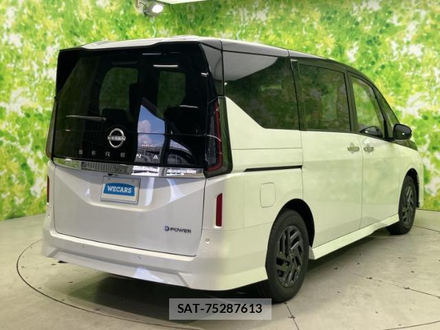 Nissan SERENA 2026-07 8877027-2
