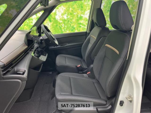 Nissan SERENA 2026-07 8877027-6