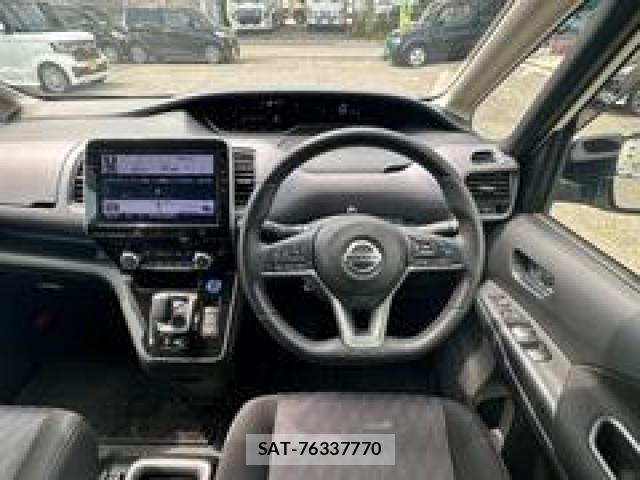 Nissan SERENA 2021-12 8877060-17