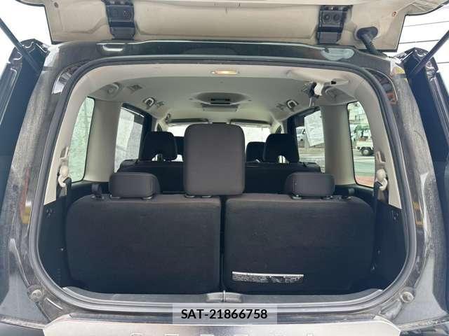 Nissan SERENA 2018-05 8877073-16