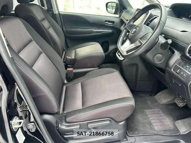 Nissan SERENA 2018-05 8877073-5
