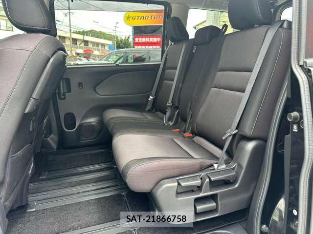 Nissan SERENA 2018-05 8877073-8