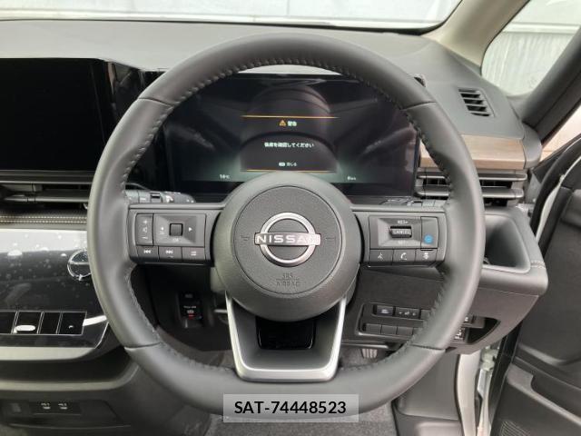 Nissan SERENA 2026-07 8877288-14