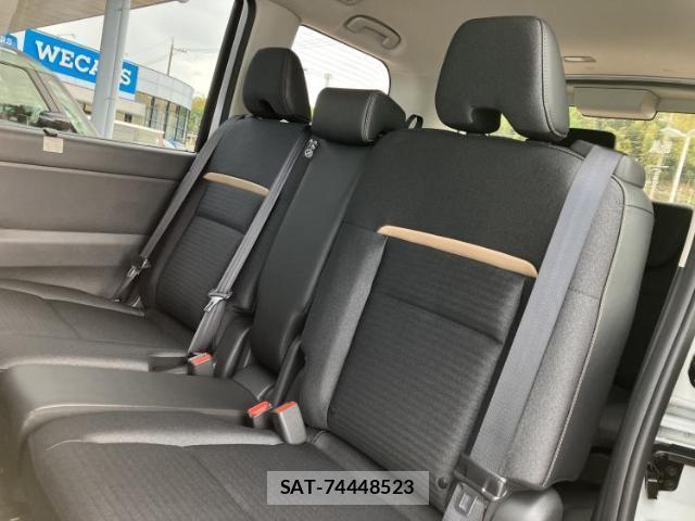 Nissan SERENA 2026-07 8877288-4