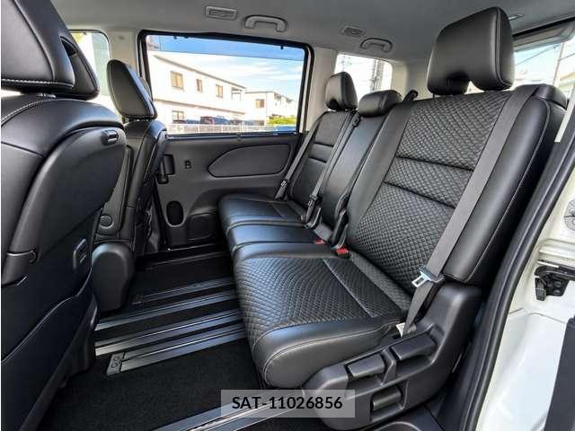 Nissan SERENA 2019-02 8877499-8