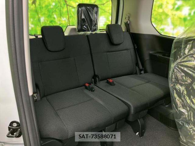 Nissan SERENA 2026-07 8877507-5