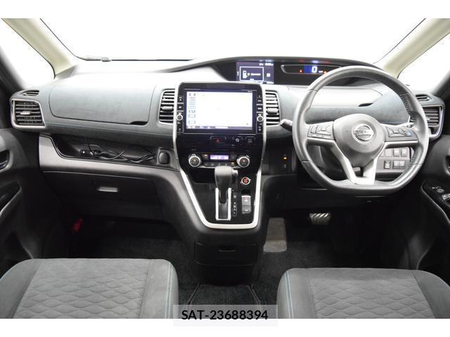 Nissan SERENA 2016-10 8877567-10