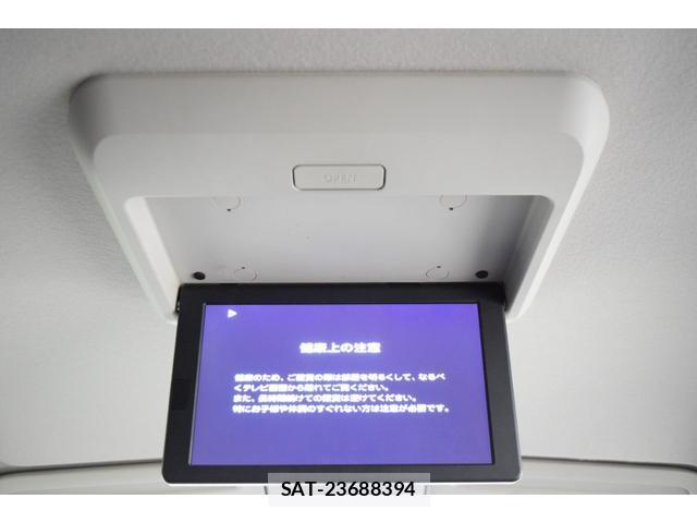 Nissan SERENA 2016-10 8877567-13