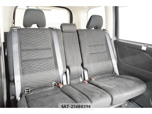 Nissan SERENA 2016-10 8877567-18