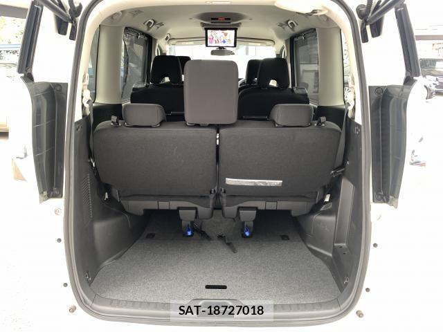 Nissan SERENA 2018-12 8877582-18