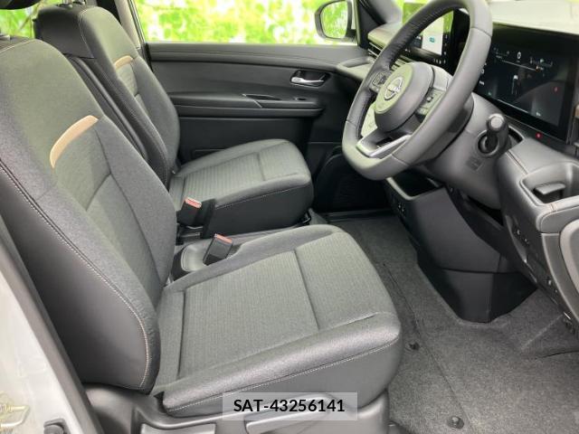 Nissan SERENA 2026-07 8878142-3