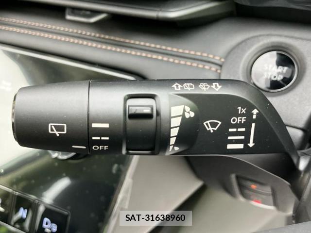 Nissan SERENA 2026-07 8878211-16