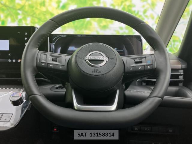 Nissan SERENA 2026-08 8878249-13