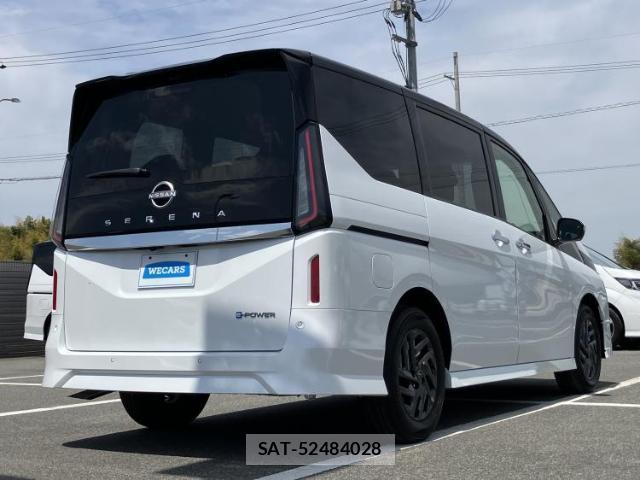 Nissan SERENA 2026-07 8878407-2