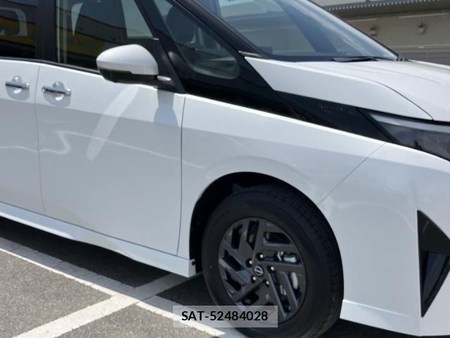 Nissan SERENA 2026-07 8878407-3