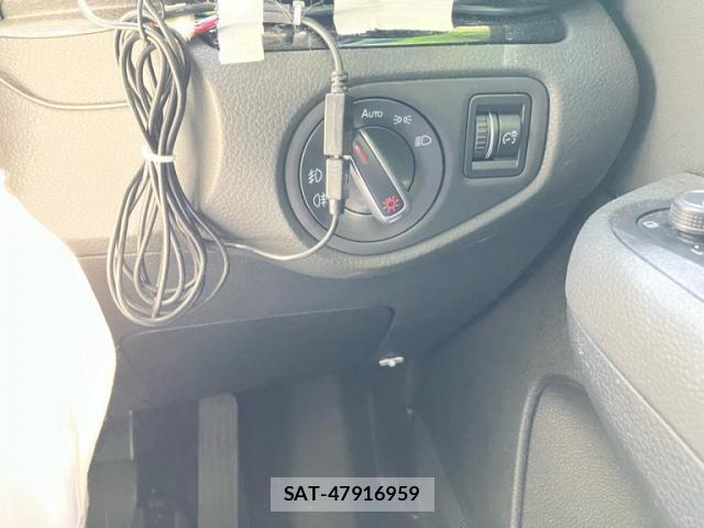 VolksWagen SHARAN 2020-01 8876556-15