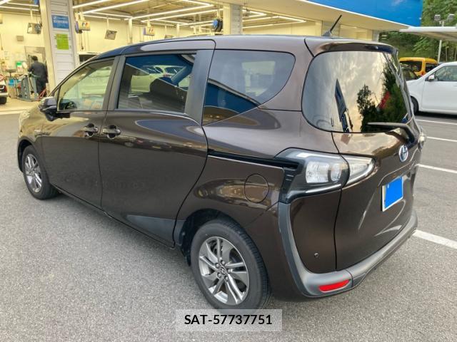 Toyota SIENTA 2019-10 8876303-13