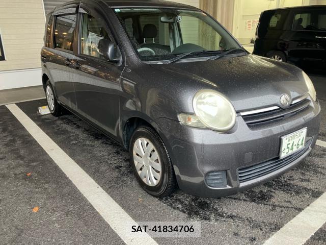 Toyota SIENTA 2008-01 8876438-0