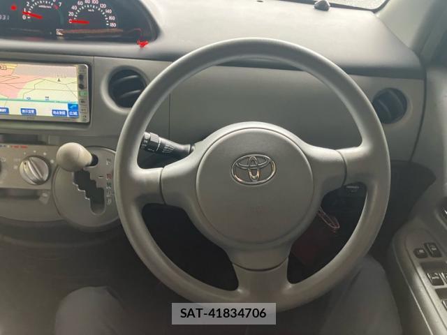 Toyota SIENTA 2008-01 8876438-11