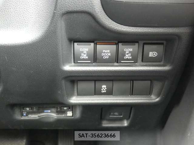 Toyota SIENTA 2023-10 8876483-1