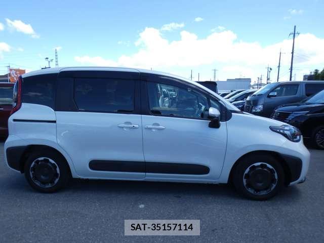 Toyota SIENTA 2023-03 8876484-2