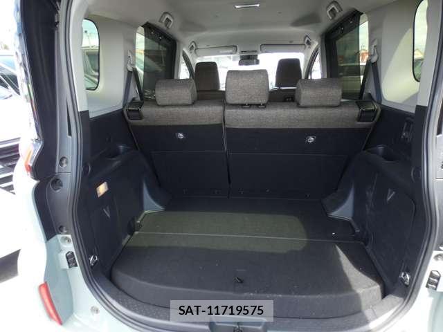 Toyota SIENTA 2022-09 8876485-7