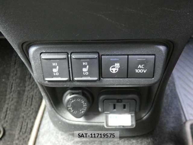 Toyota SIENTA 2022-09 8876485-8