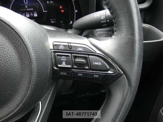 Toyota SIENTA 2023-06 8876488-5