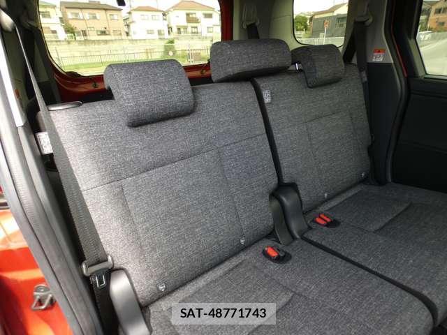 Toyota SIENTA 2023-06 8876488-7
