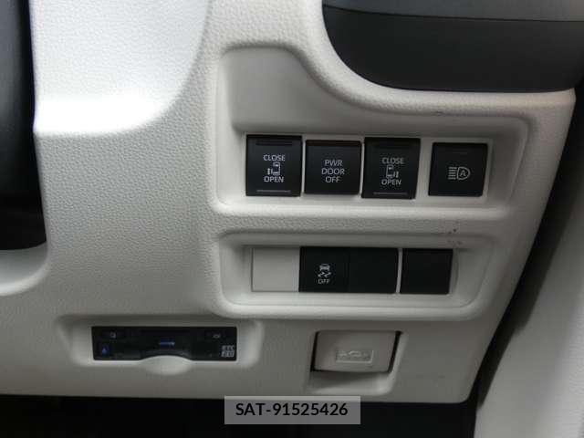 Toyota SIENTA 2024-02 8876489-6