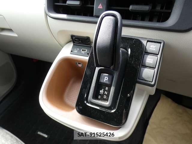 Toyota SIENTA 2024-02 8876489-7