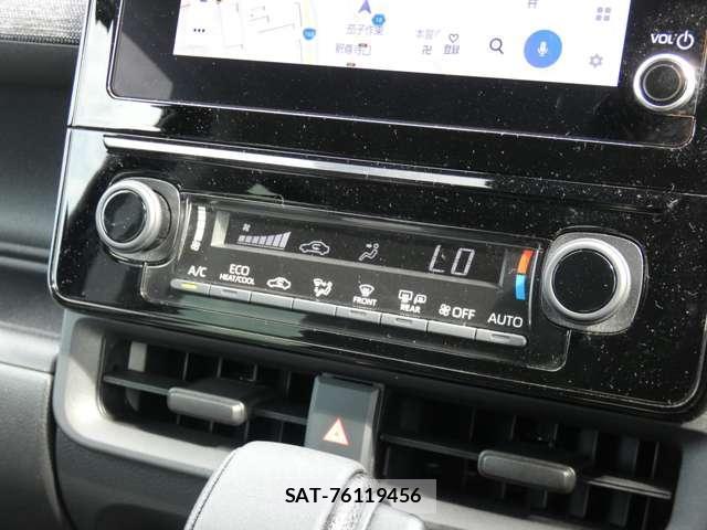 Toyota SIENTA 2023-11 8876493-4