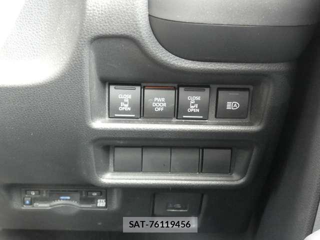 Toyota SIENTA 2023-11 8876493-5