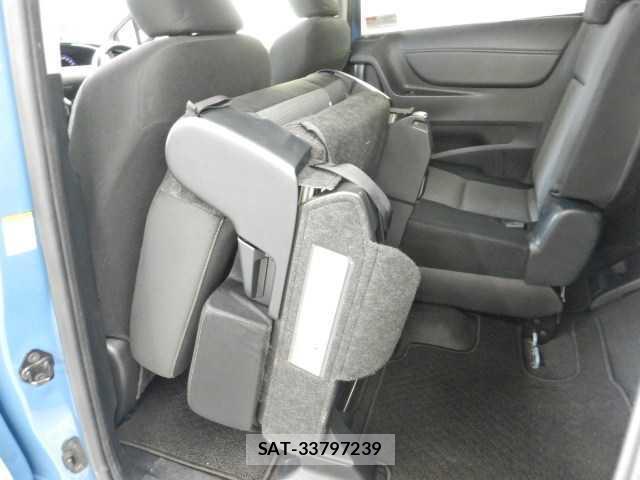 Toyota SIENTA 2021-11 8877076-12