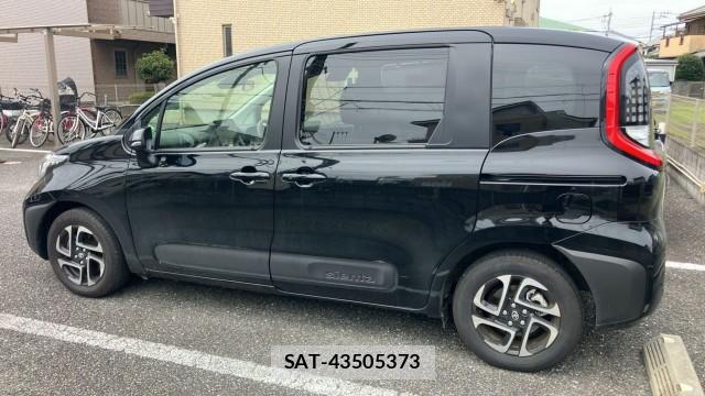 Toyota SIENTA 2026-01 8877106-10
