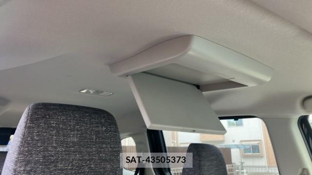 Toyota SIENTA 2026-01 8877106-15