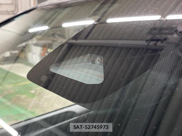 Toyota SIENTA 2024-01 8877463-4